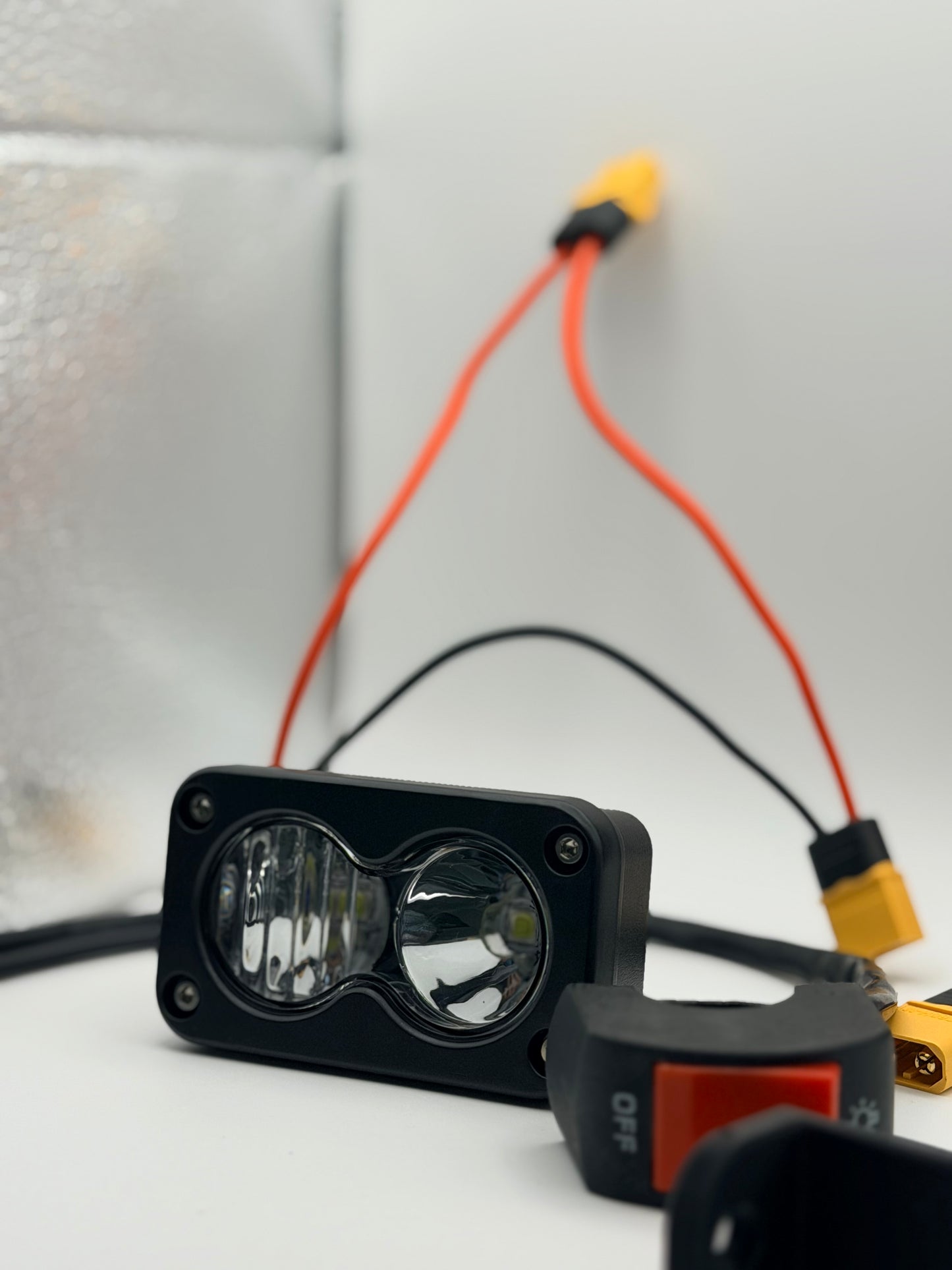 Battery powered Baja light