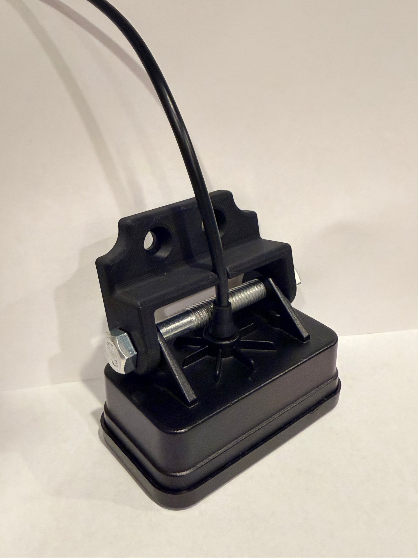 tuttio baja mount only fits Baja in photo